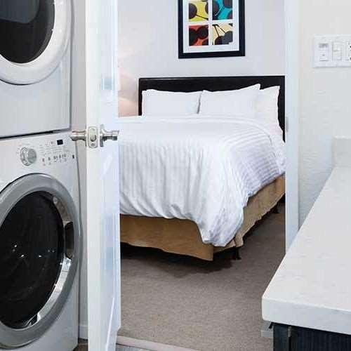 Oakwood Silicon Valley Sunnyvale Room photo